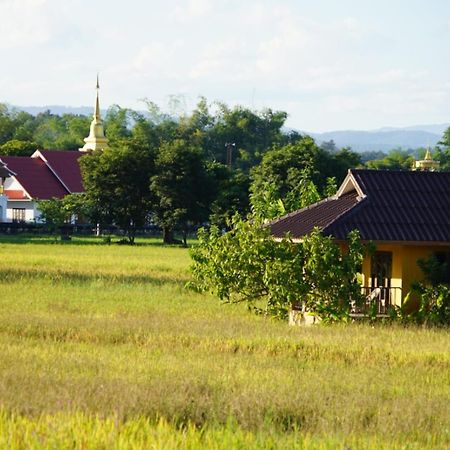 Country Retreat Hotel Mae Rim Exterior photo
