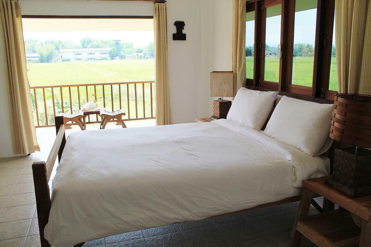 Country Retreat Hotel Mae Rim Exterior photo