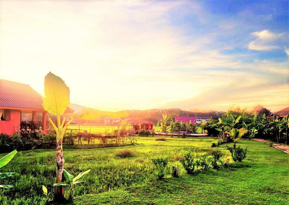 Country Retreat Hotel Mae Rim Exterior photo